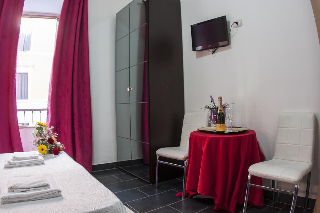 Gio' Suites Rome Bilik gambar